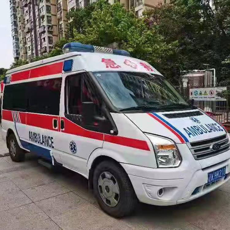 确山长途救护车护送病人返乡